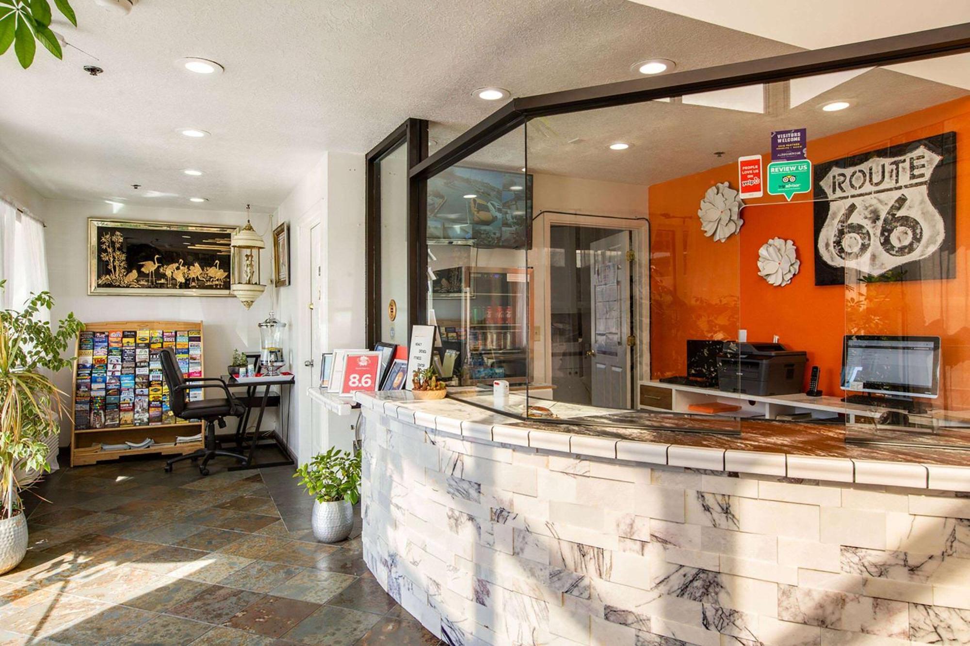 Sandia Peak Inn Old Town Abq, A Howard Johnson By Wyndham Albuquerque Exteriör bild