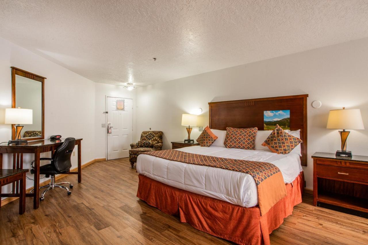 Sandia Peak Inn Old Town Abq, A Howard Johnson By Wyndham Albuquerque Exteriör bild