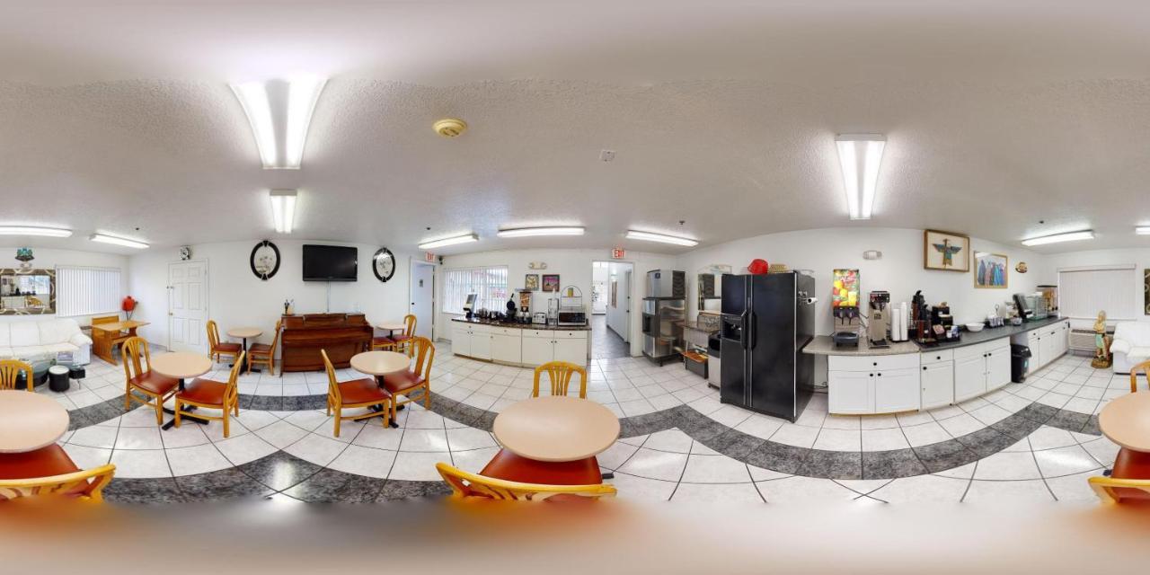 Sandia Peak Inn Old Town Abq, A Howard Johnson By Wyndham Albuquerque Exteriör bild